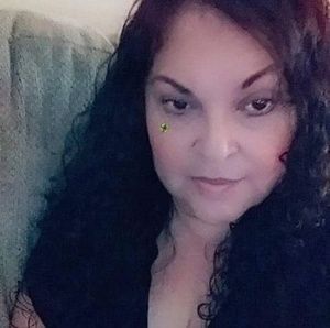 Meet your Posher, Brenda